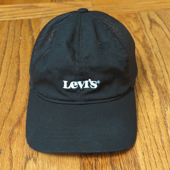 Levi's Hat Cap Black Adjustable - Picture 1 of 7
